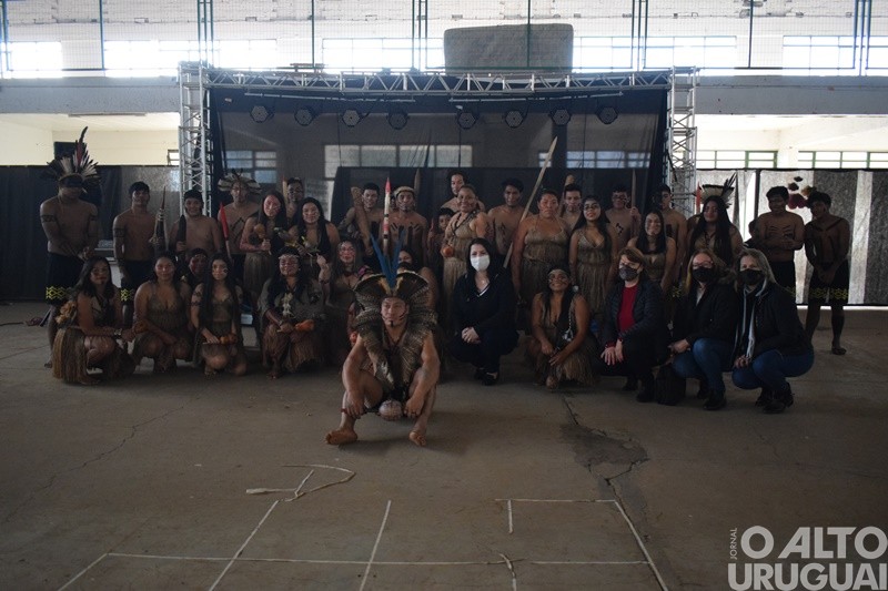 Projeto "O Povo Kaingang" realiza apresentações em municípios da região