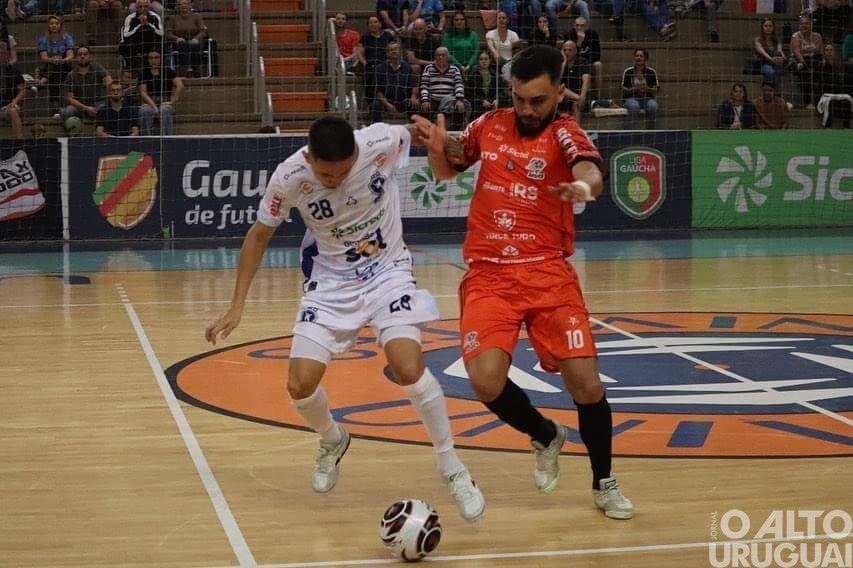 Afucs vence em estreia fora de casa