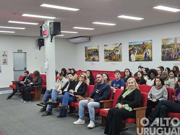 IntegraLegis aproxima Poder Legislativo e acadêmicos de Comunicação da UFSM/FW