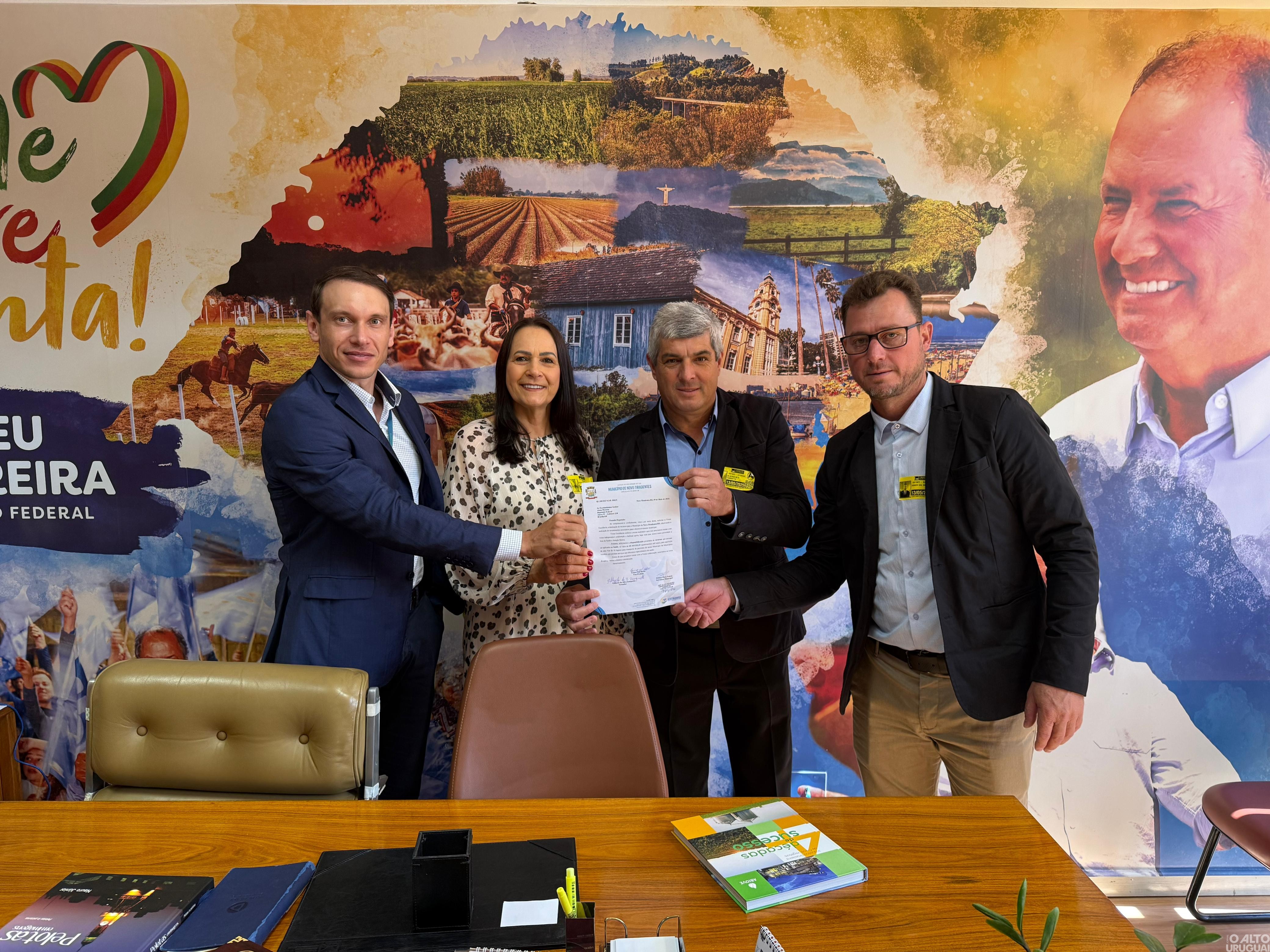 Vice-prefeito de Novo Tiradentes busca recursos e parcerias em Brasília