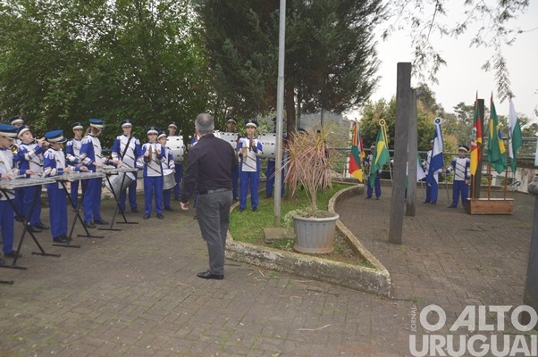 Centelha do Fogo Simbólico da Pátria chega a FW