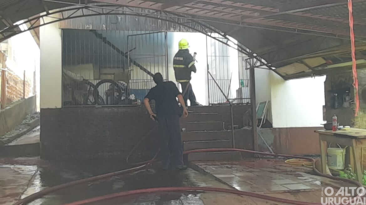 Incêndio a residência é registrado em FW