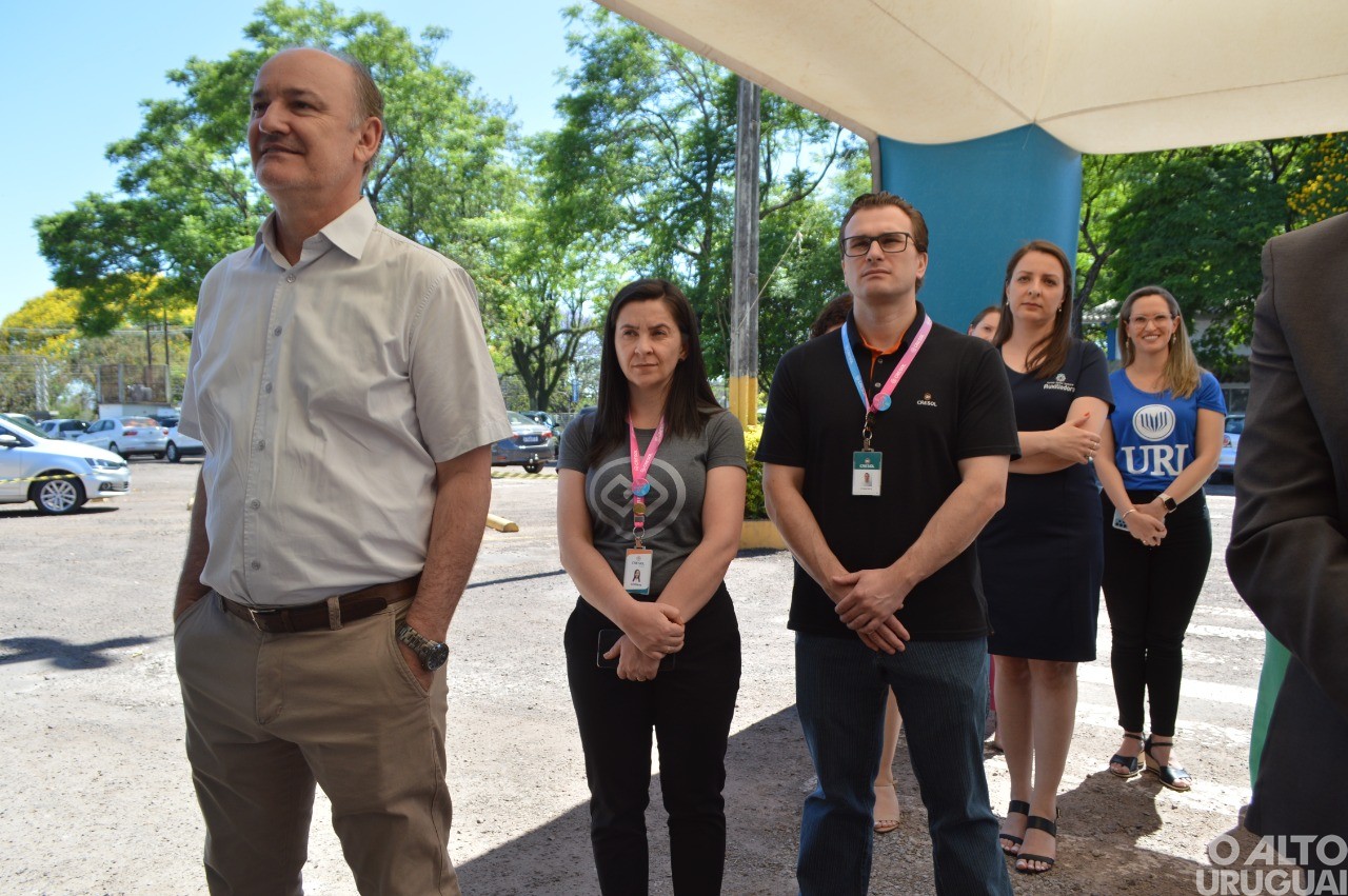 Escola Básica da URI/FW é reinaugurada