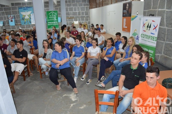 URI/FW realiza em Iraí Seminário de Projetos Profissionais e de Vida dos alunos