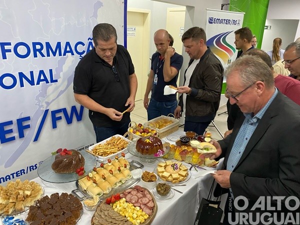 Centro de Formação da Emater é inaugurado durante a Expofred 2025