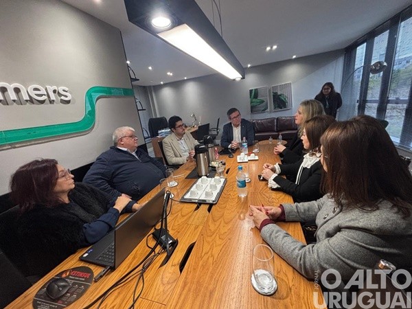 ADI Multimídia e Simers debatem papel da comunicação e vínculo com as comunidades