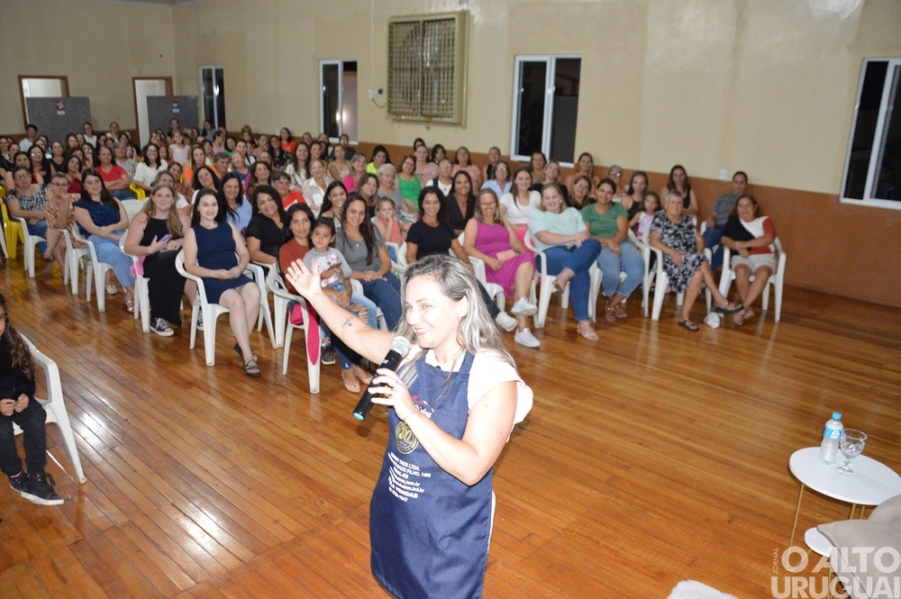 Palestra-show reúne cerca de 360 participantes em Pinhal