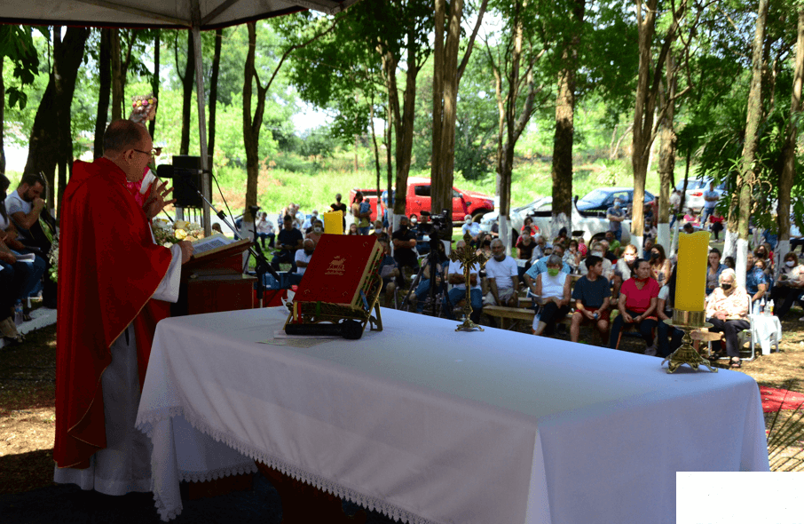 FW: programação em honra à Santa Luzia é realizada neste domingo