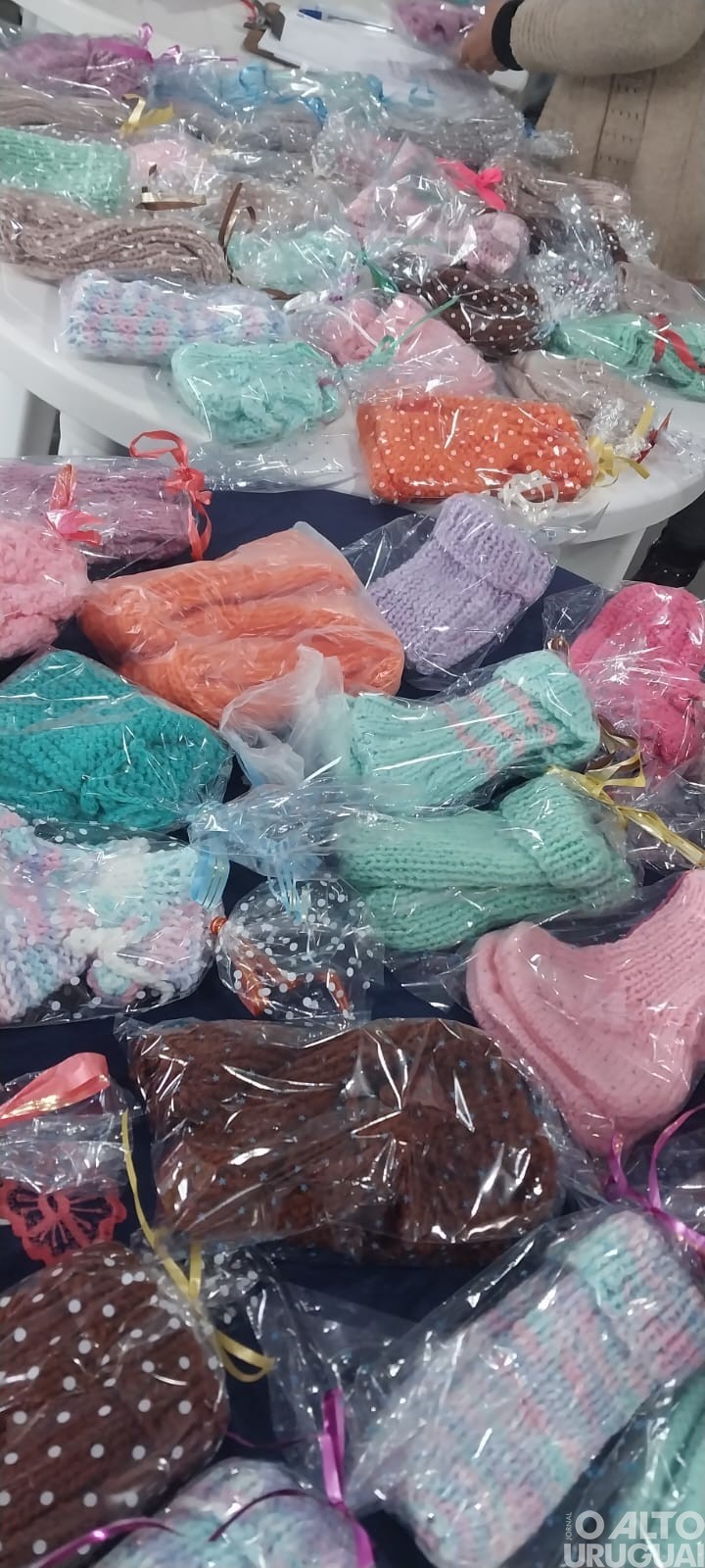 Realizada primeira entre do Projeto “Tricô e Crochê Solidário” de Cristal do Sul