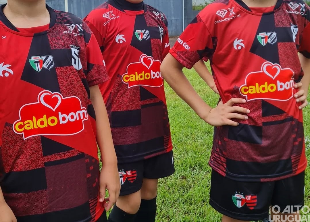 RZ Sports e Stival Sports anunciam abertura do Núcleo de Futebol Trieste/Flamengo em FW