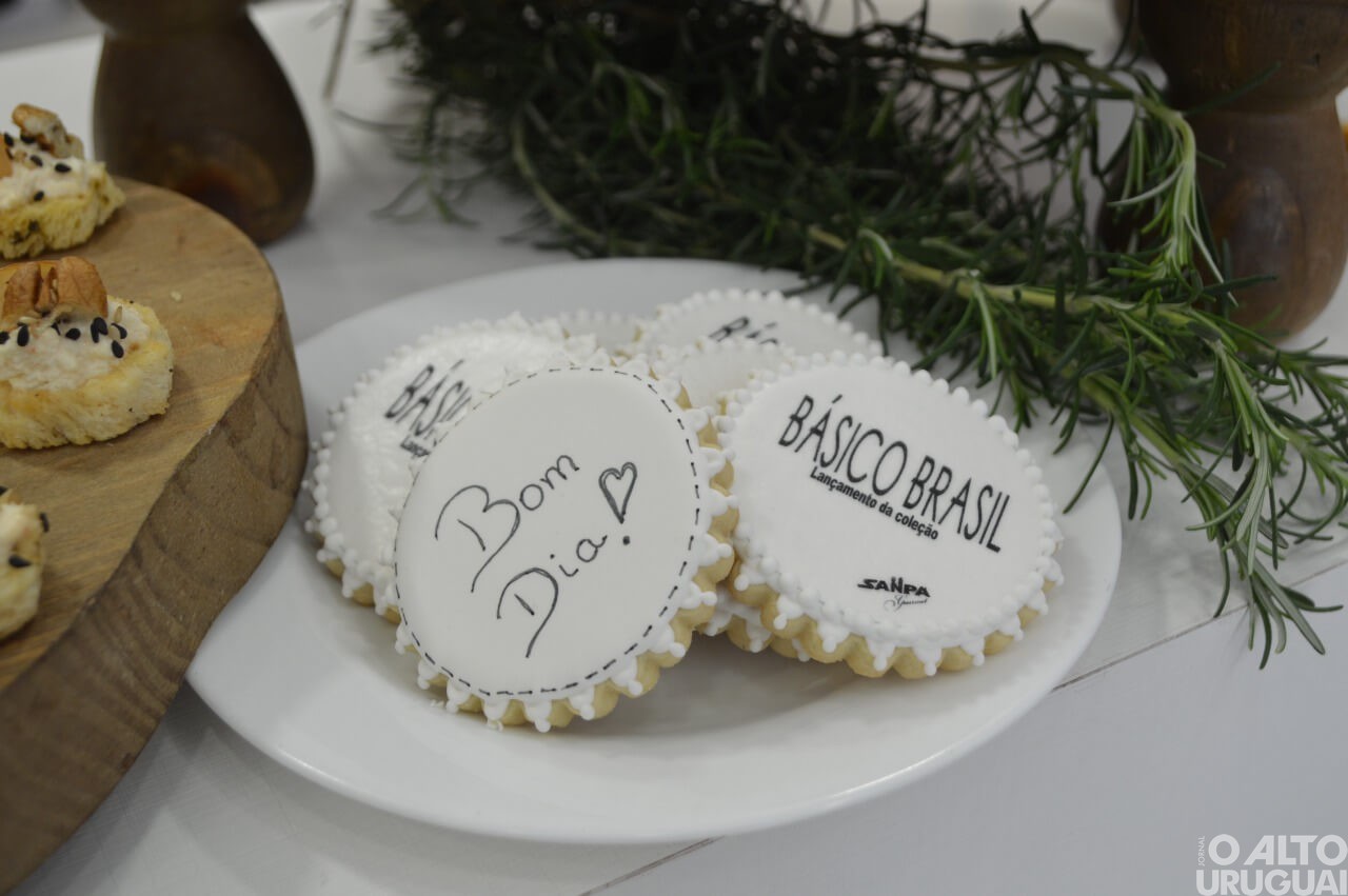 Básico Brasil lança nova coleção primavera-verão 2022/2023