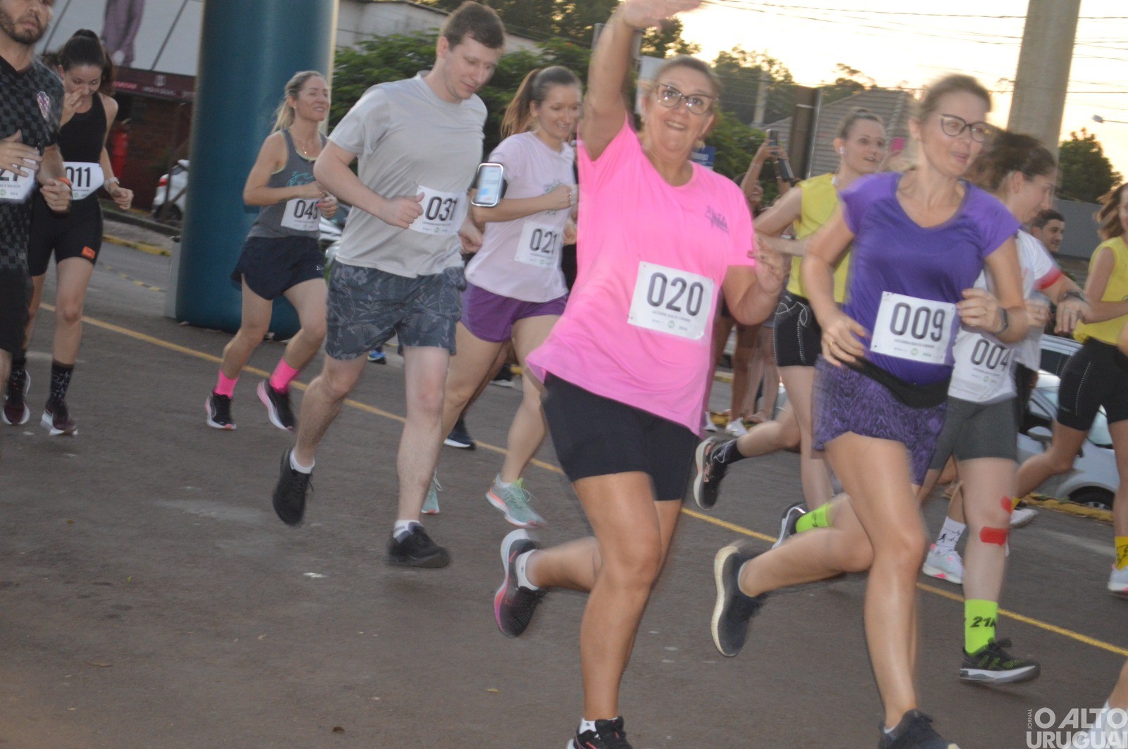 URI Night Run reúne grande número de corredores em FW