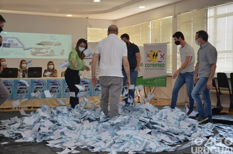 Campanha Show de Prêmios: consumidor de FW é o ganhador do carro zero-quilômetro