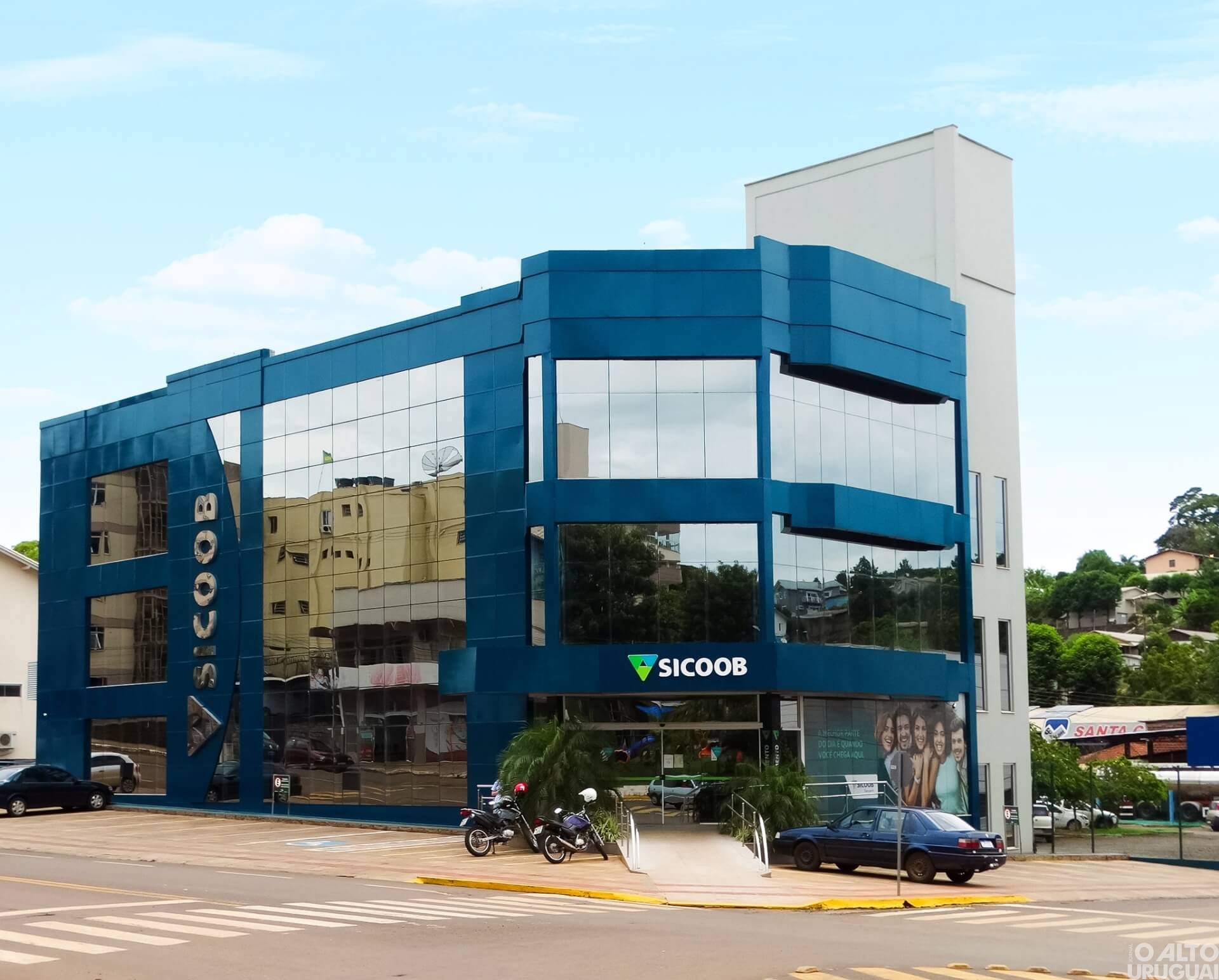 Sicoob Oestecredi chega aos 36 anos