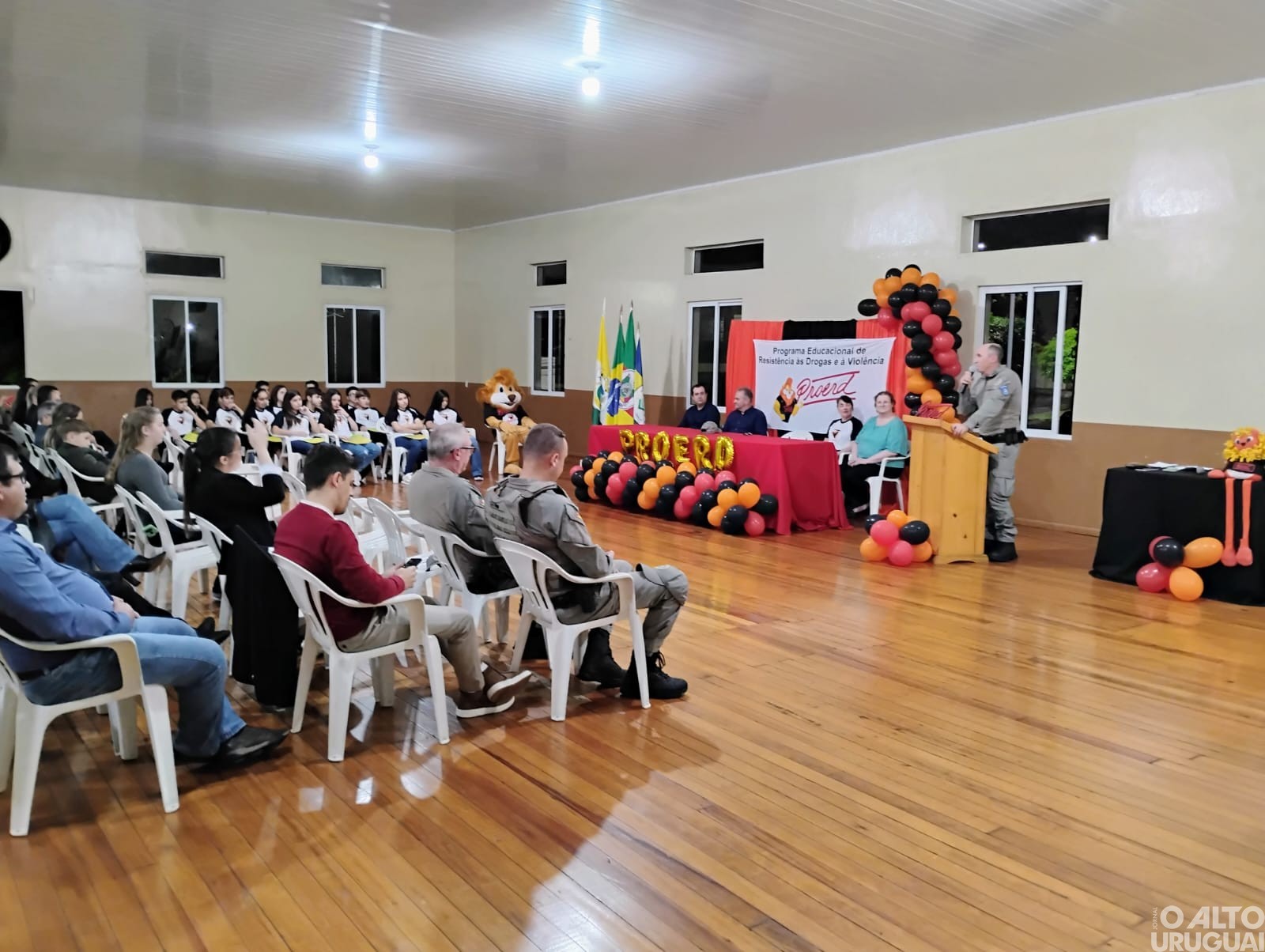 Pinhal: Escola Estadual Ângelo Beltramin forma turma no Proerd