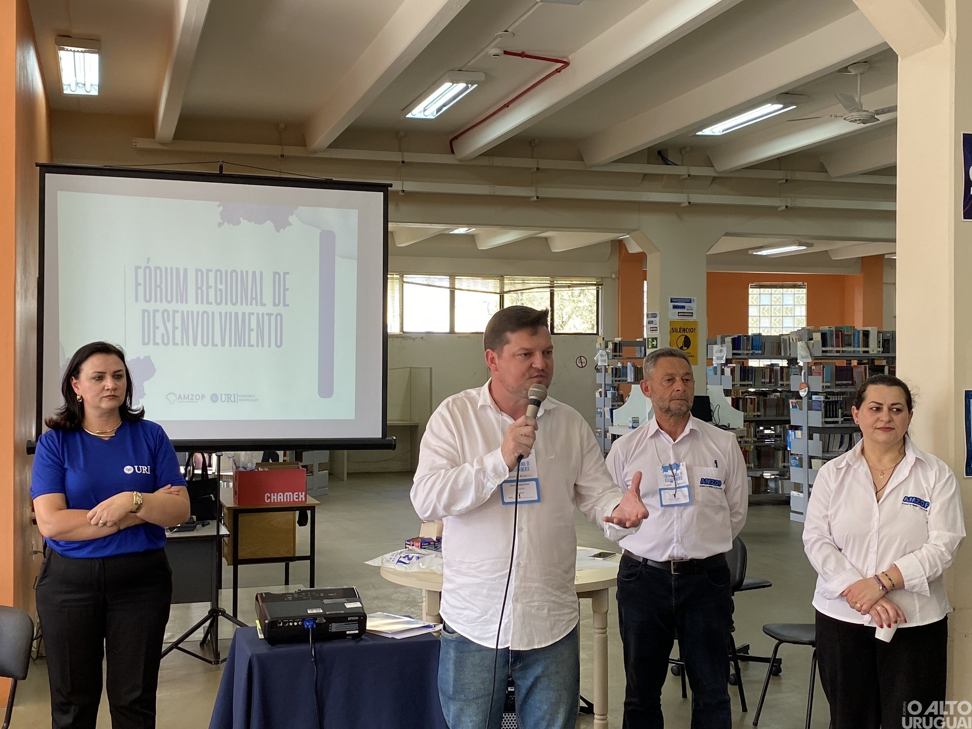 URI/FW e Amzop debatem eixos para fortalecer políticas públicas 