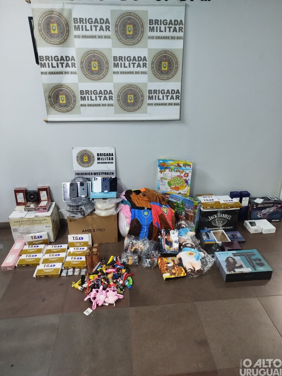 Brigada Militar realiza apreensões de objetos por descaminho em Iraí