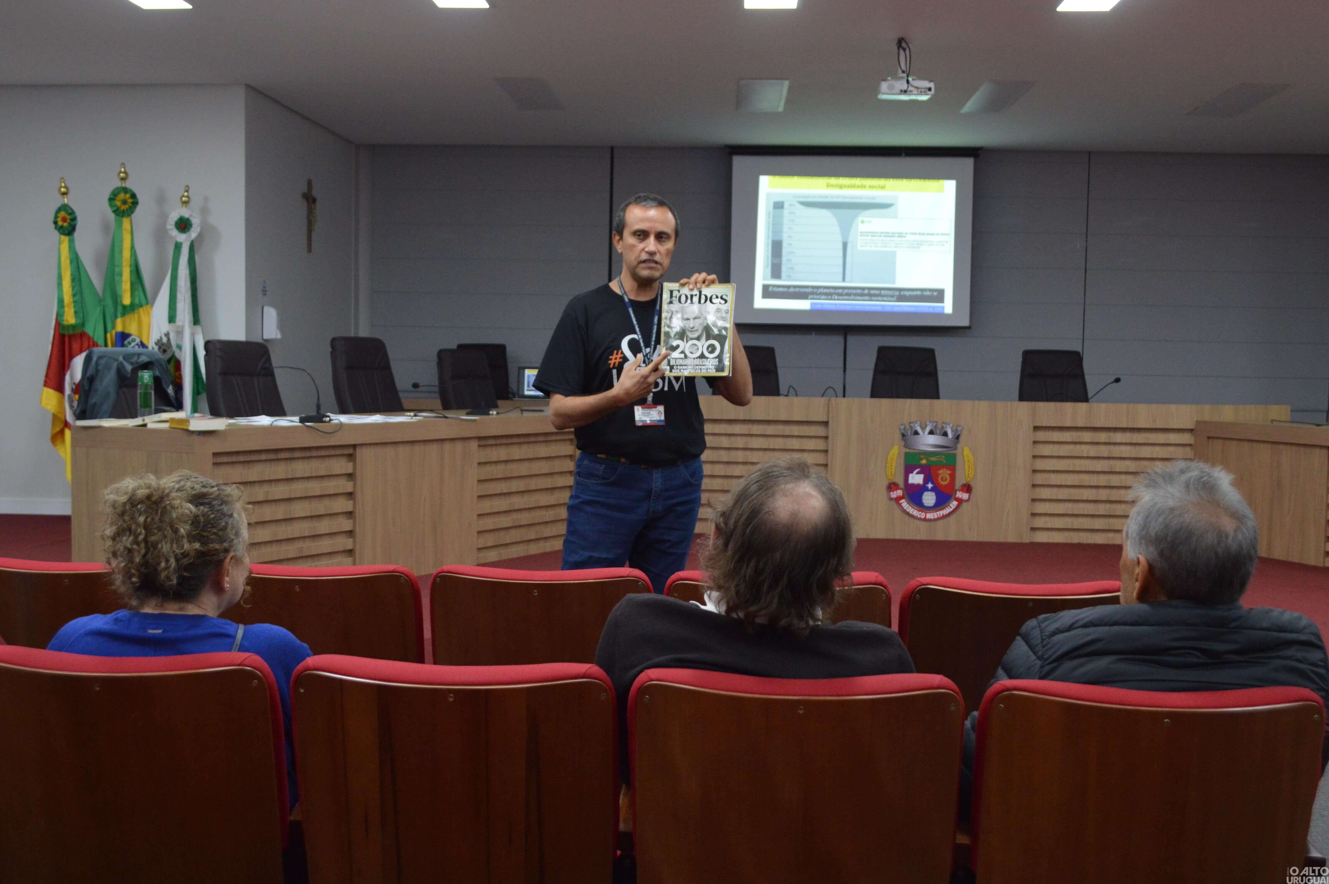 Palestra “De Estocolmo até a agenda 2030” é realizada em Frederico Westphalen