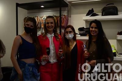 DONA Store inaugura em FW