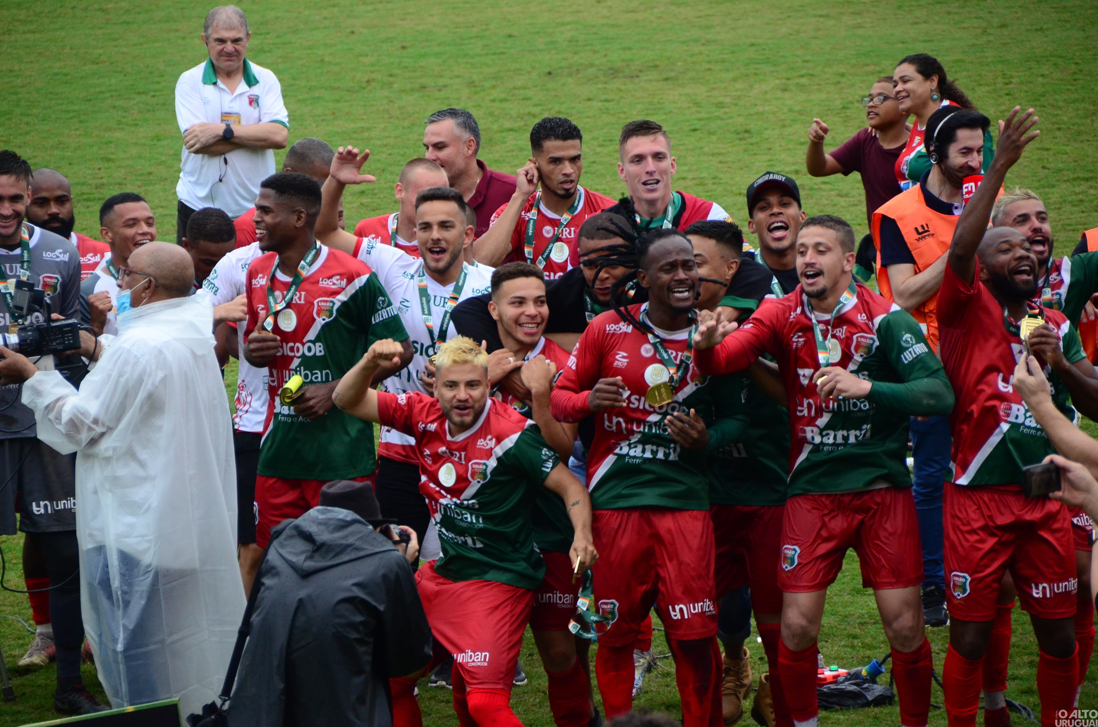 União-FW goleia e é campeão da Divisão de Acesso