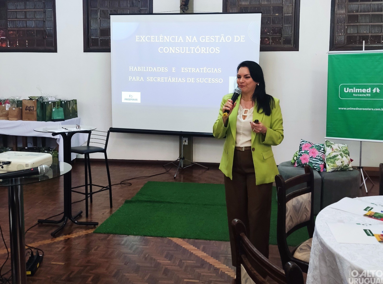 Unimed Noroeste/RS reúne profissionais em evento alusivo ao Dia da Secretária