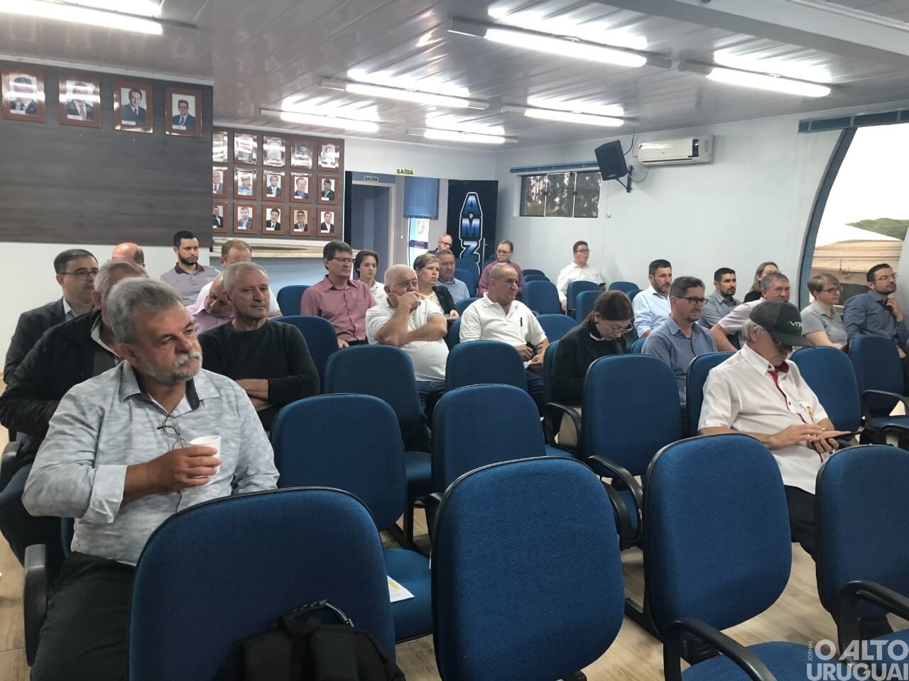 Reunião da Amzop debate temas para o desenvolvimento regional