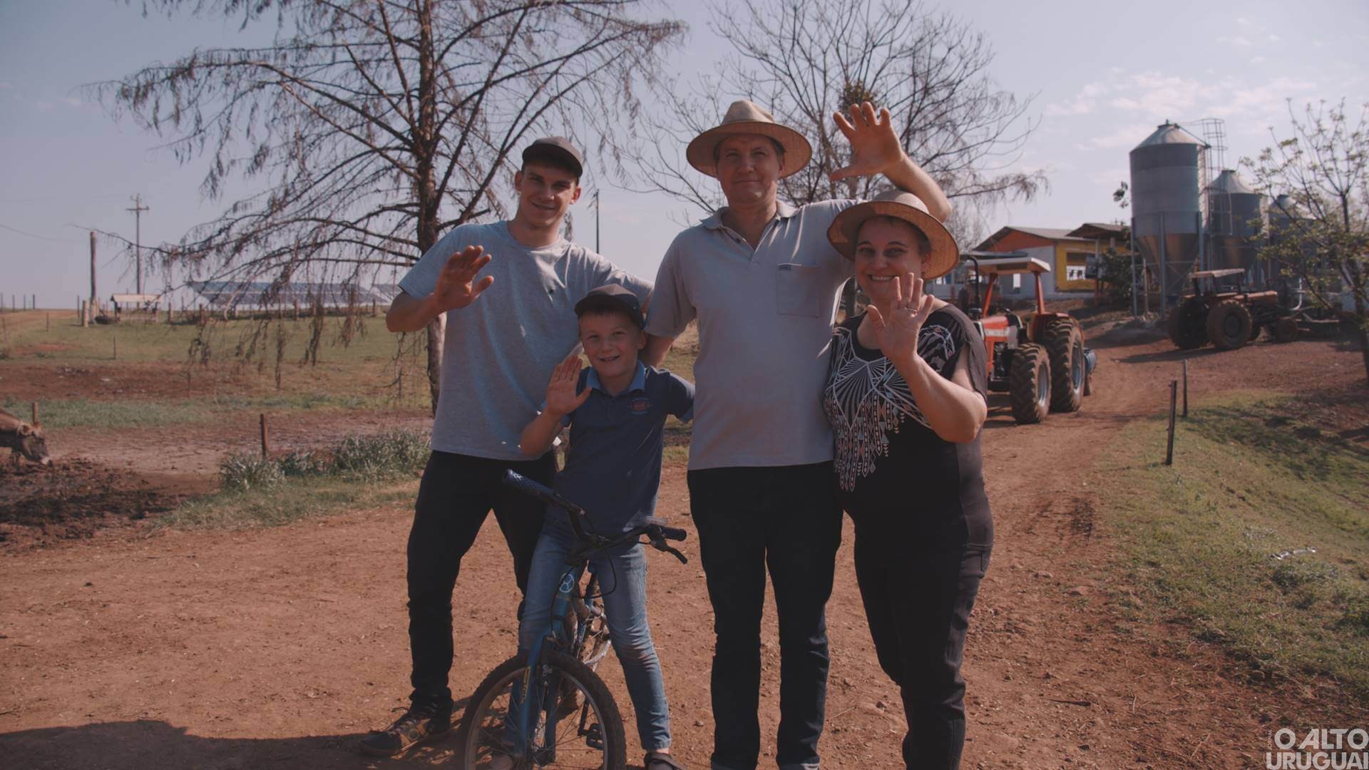Apoio familiar e investimentos garantem sucessão rural em Erval Seco