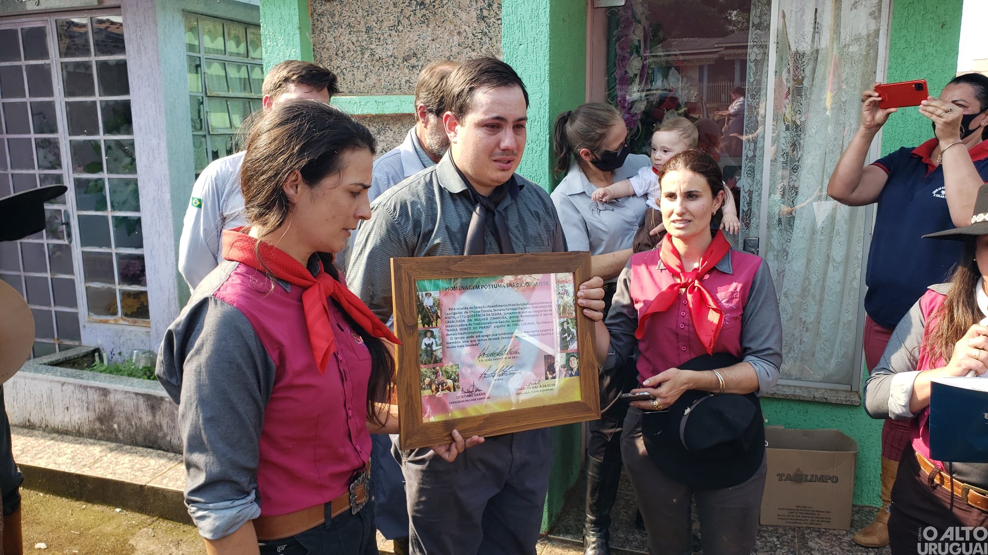 Cavalgada da Mulher Campeira reúne diversas participantes da região