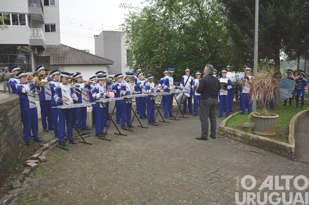 Centelha do Fogo Simbólico da Pátria chega a FW
