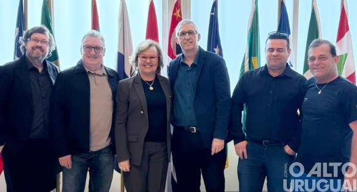 Representantes de FW participam de audiências em POA