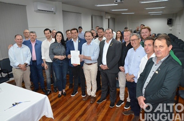 Amng realiza reunião de prefeitos durante Festiplan em Planalto