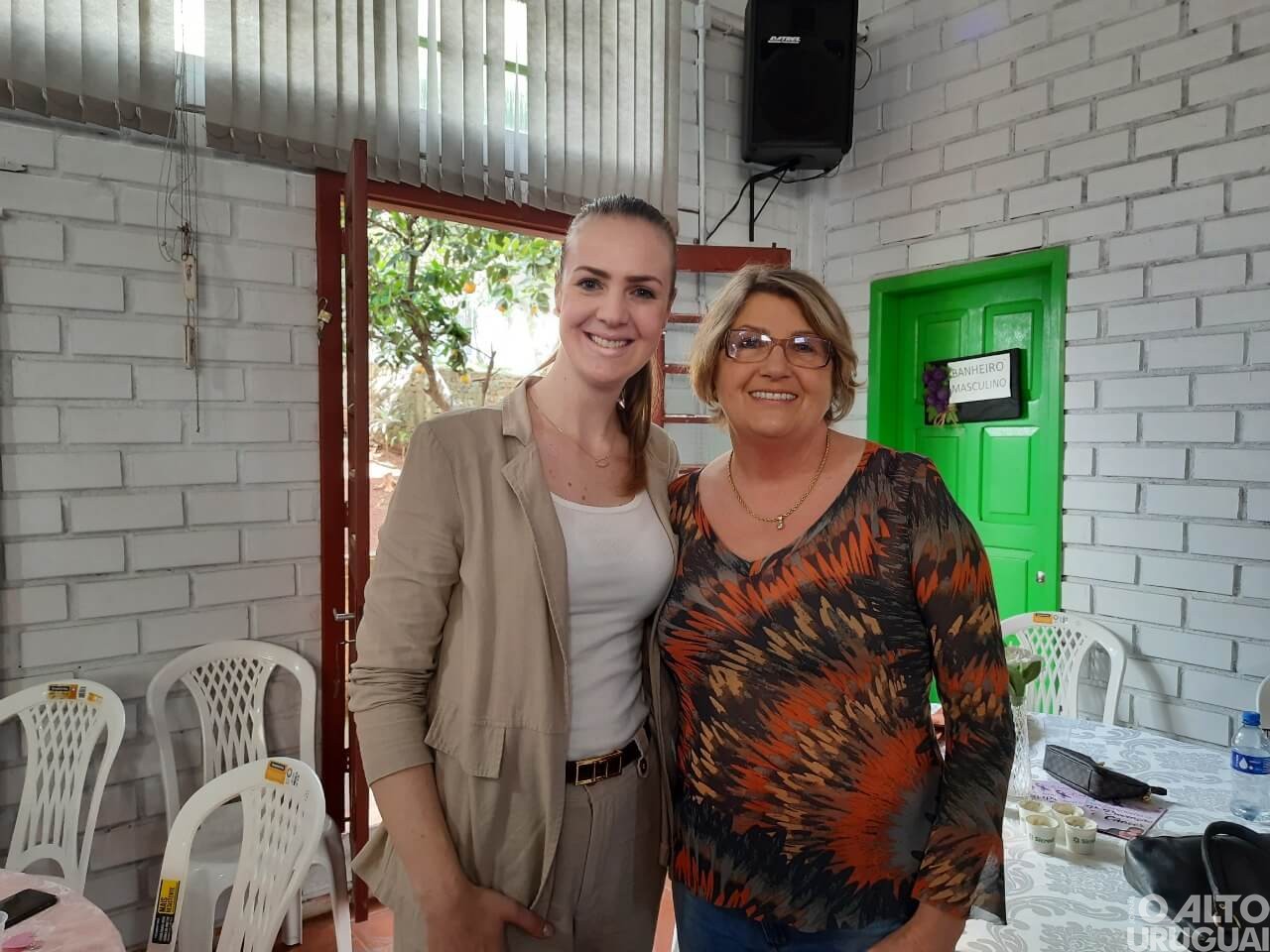 Chá da Liga reúne mulheres em Rodeio Bonito