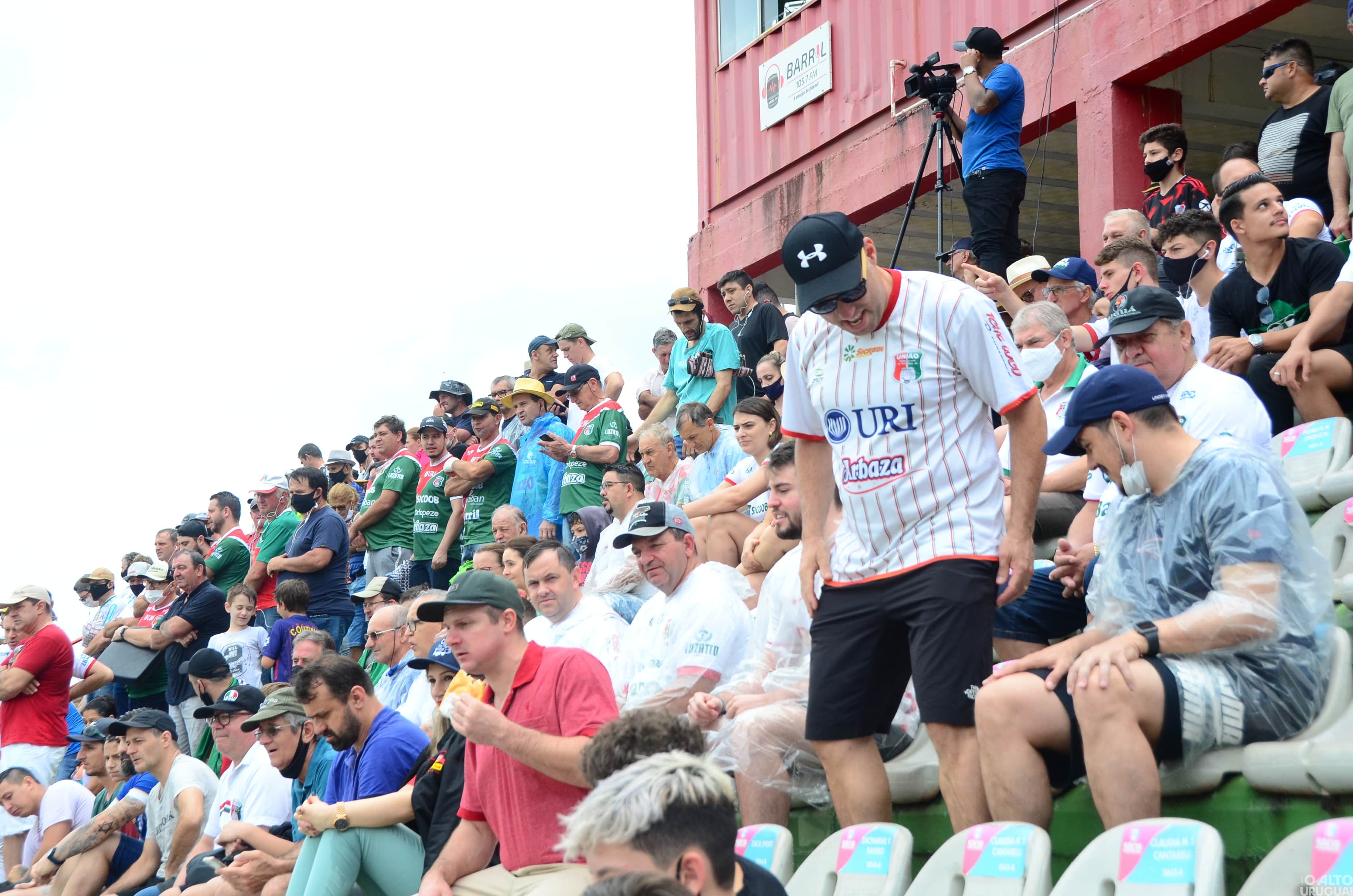 União-FW goleia e é campeão da Divisão de Acesso