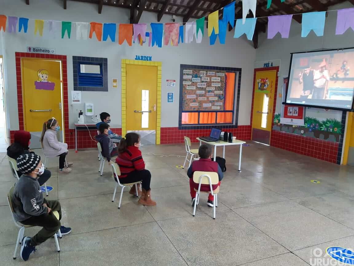 Vista Alegre: rede municipal desenvolve “Semana do teatro na escola”