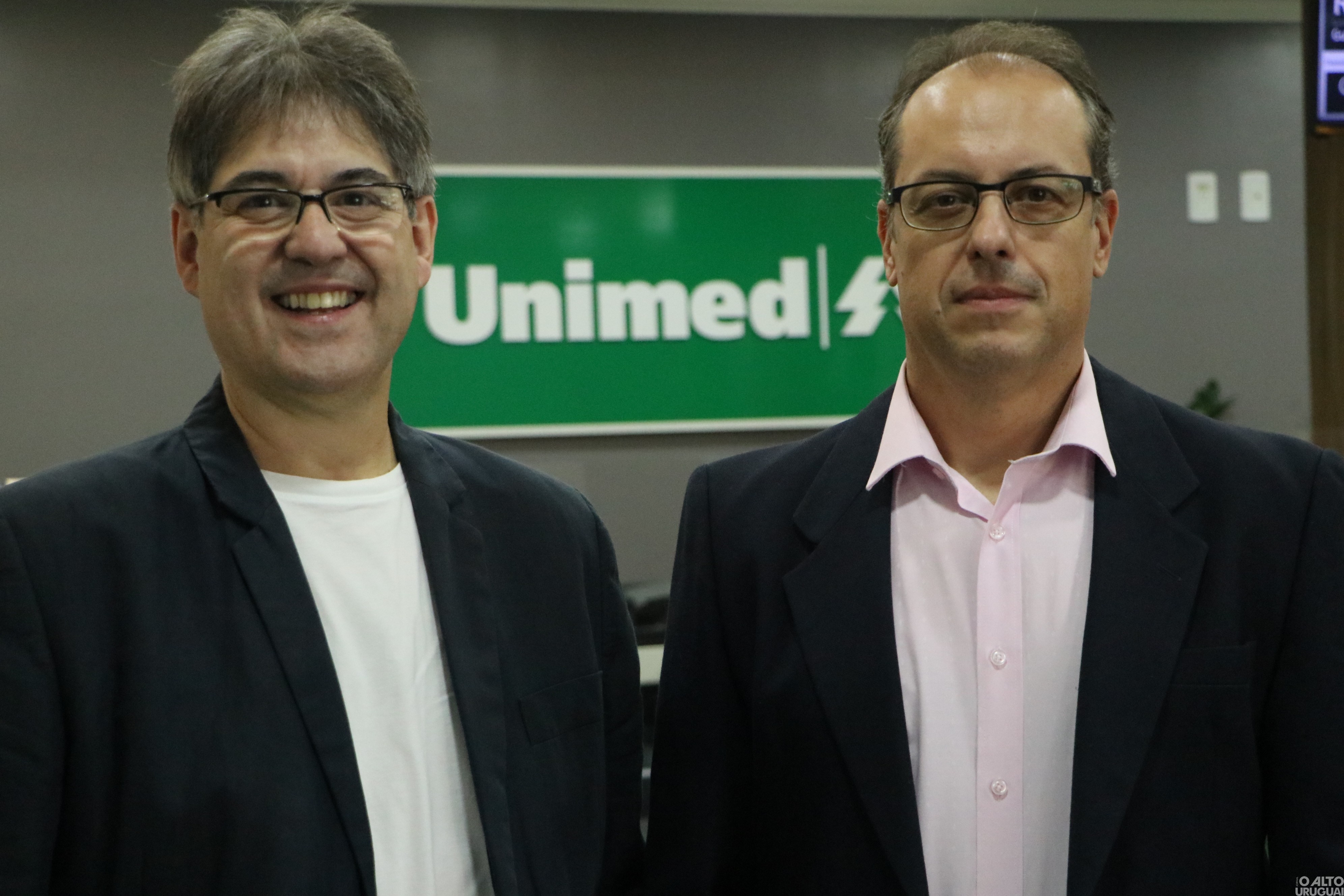 Médicos Volnei Malheiros e Fernando Bueno são reconduzidos a cargos diretivos na Unimed Noroeste/RS