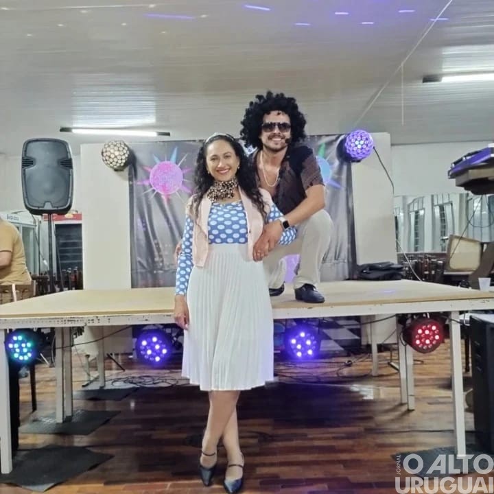 Curso de dança de ritmos reúne dezenas de alunos em FW