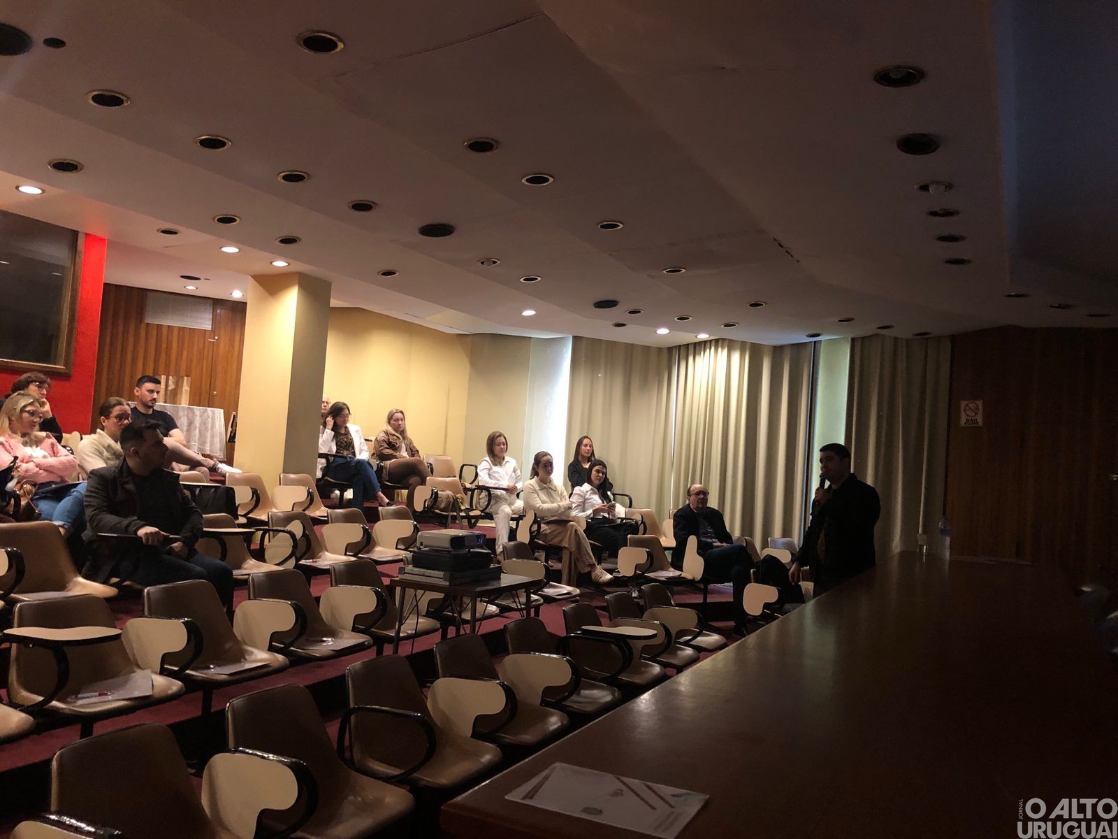 CRO/RS promove curso gratuito do para cirurgiões-dentistas em FW