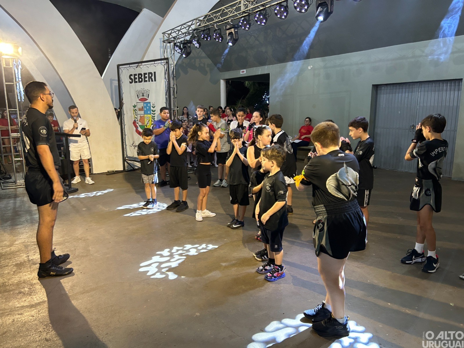 Escolas Estaduais e Academia Ven encantam público em Seberi