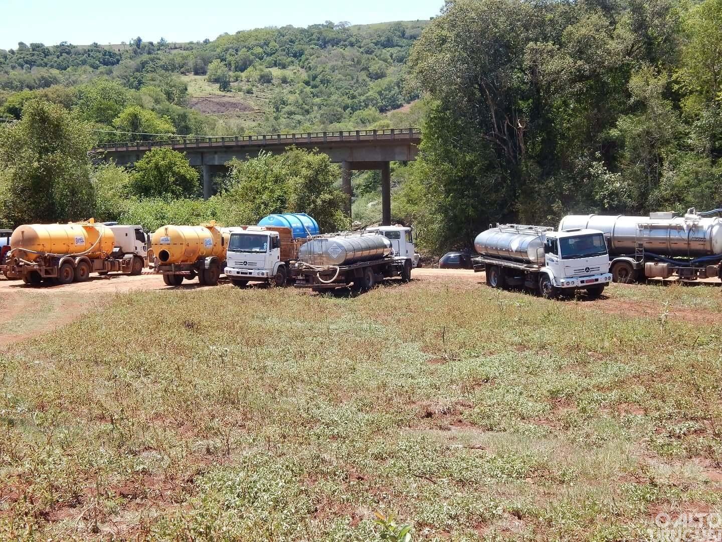 Administração de Palmitinho atende famílias atingidas pela estiagem