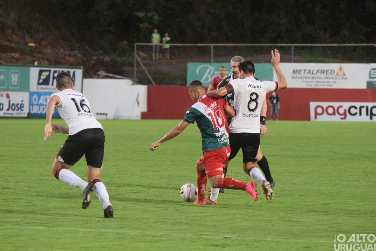 União-FW empata com Brasil-Pel em casa