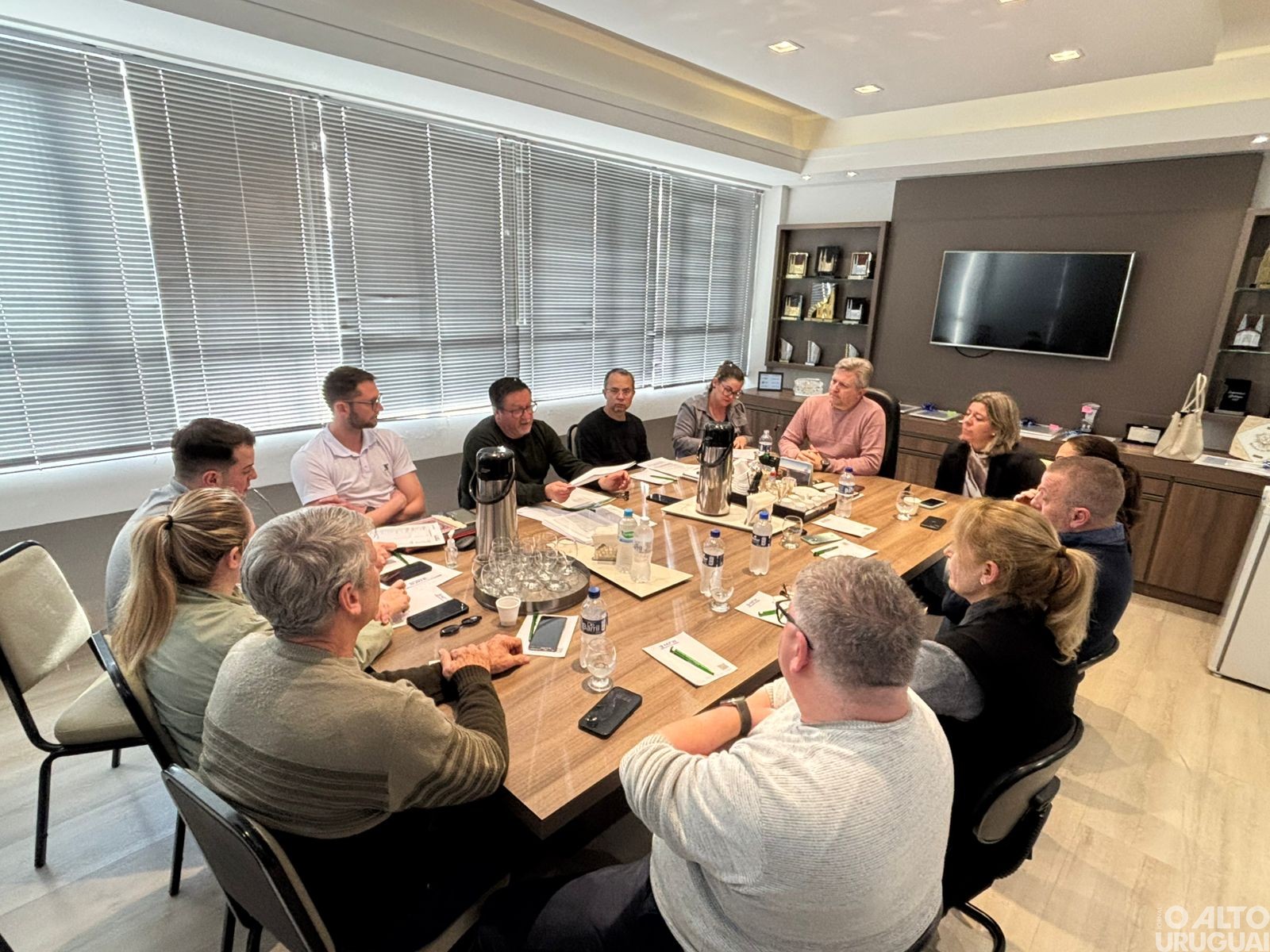 Prestação de Contas da Expofred 2025 é apresentada à diretoria da AEFW