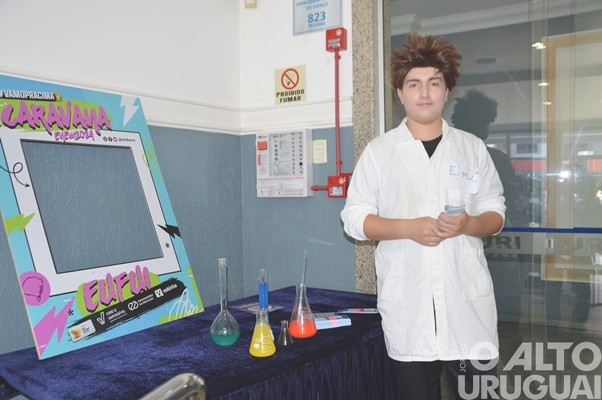 Caravana do Enem reúne mais de 600 estudantes na URI/FW