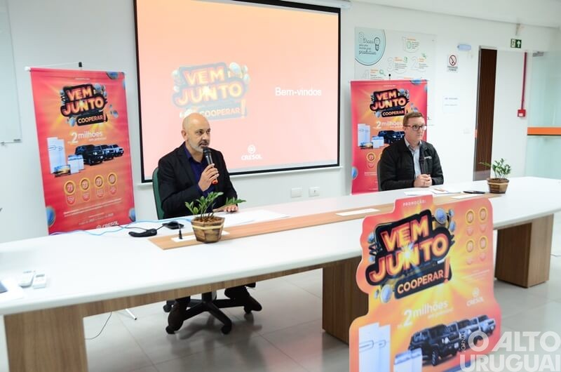 Cresol Raiz lança a campanha Vem Junto Cooperar
