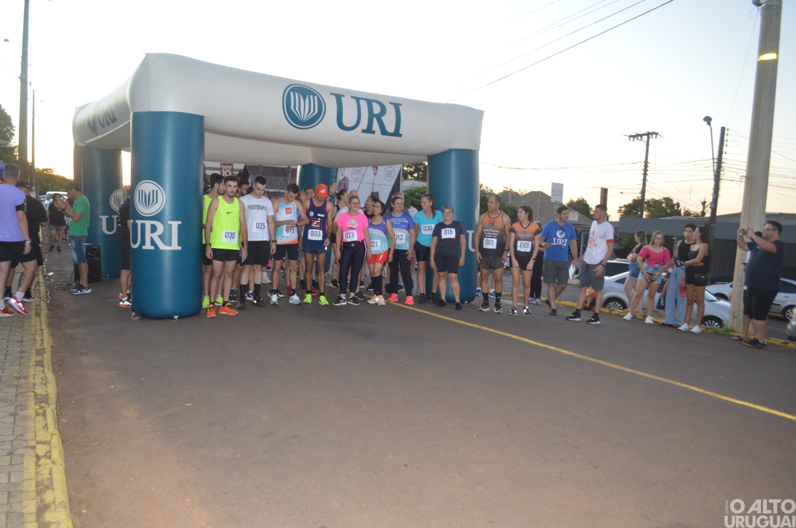 URI Night Run reúne grande número de corredores em FW