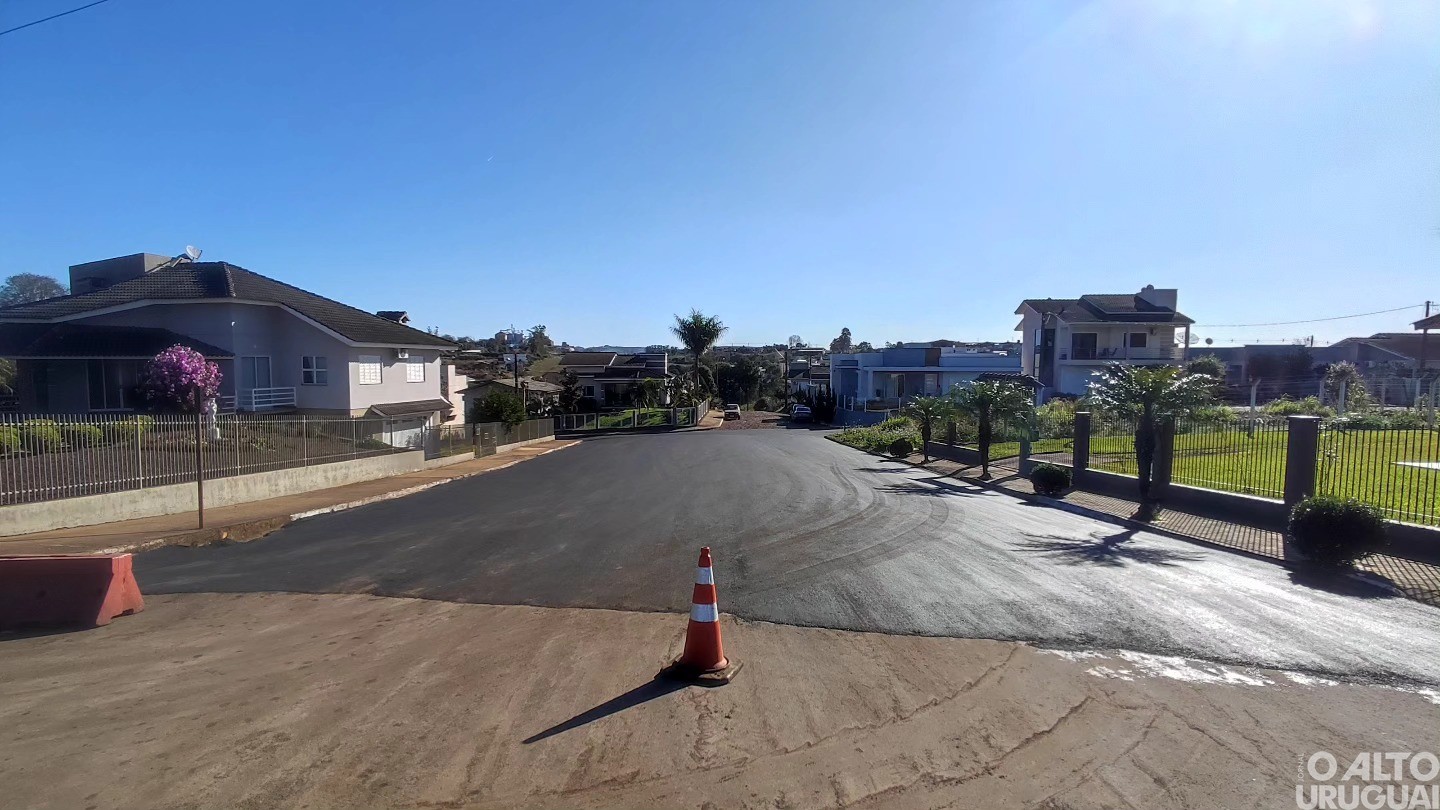 Executadas novas obras de pavimentação no perímetro urbano de Rodeio Bonito