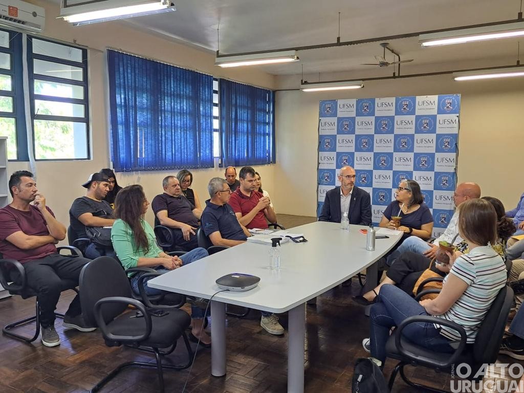 Reitor da UFSM visita campus de Frederico Westphalen