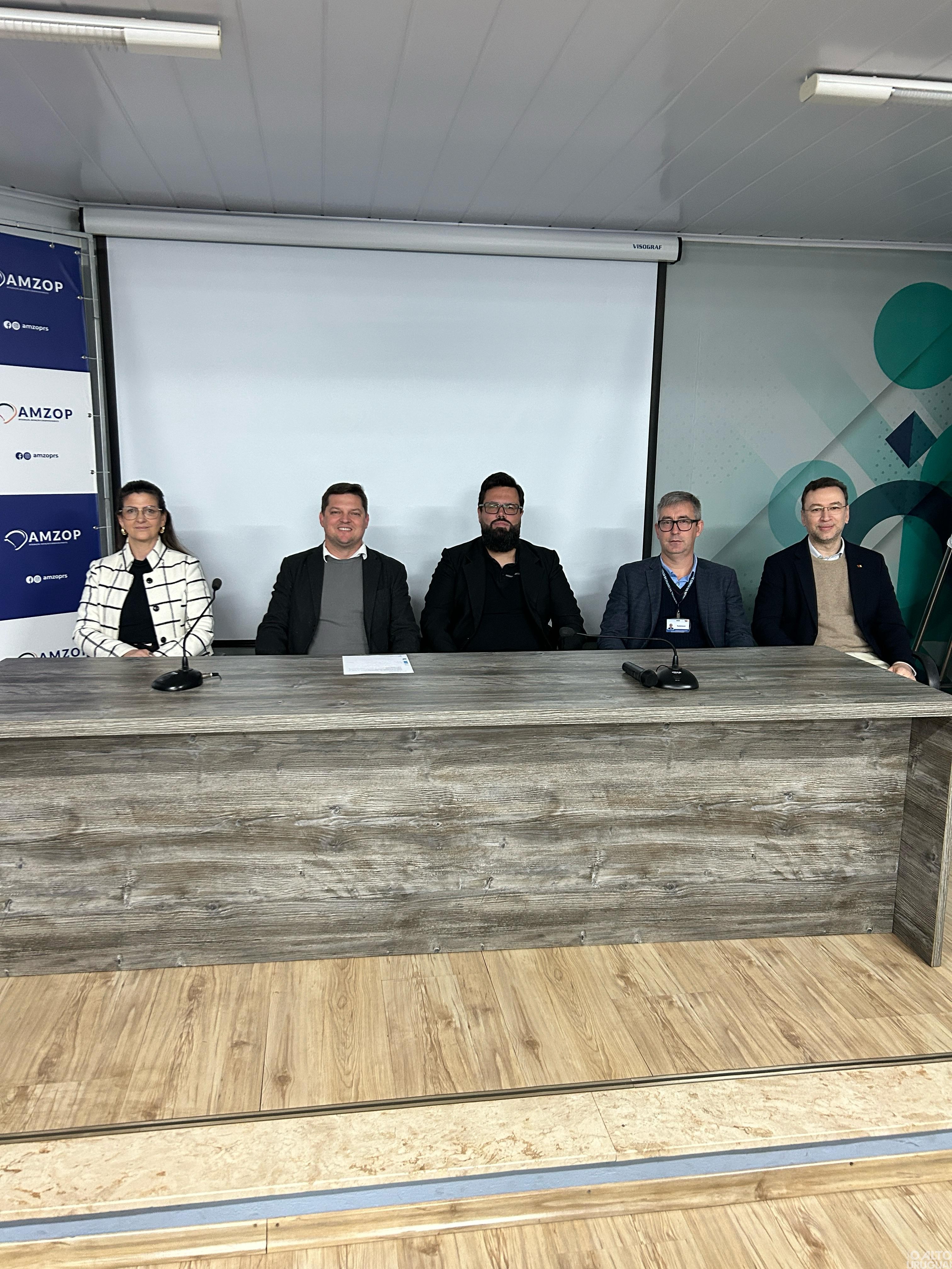 Controladores internos da AMZOP debatem boas práticas e desafios em encontro regional