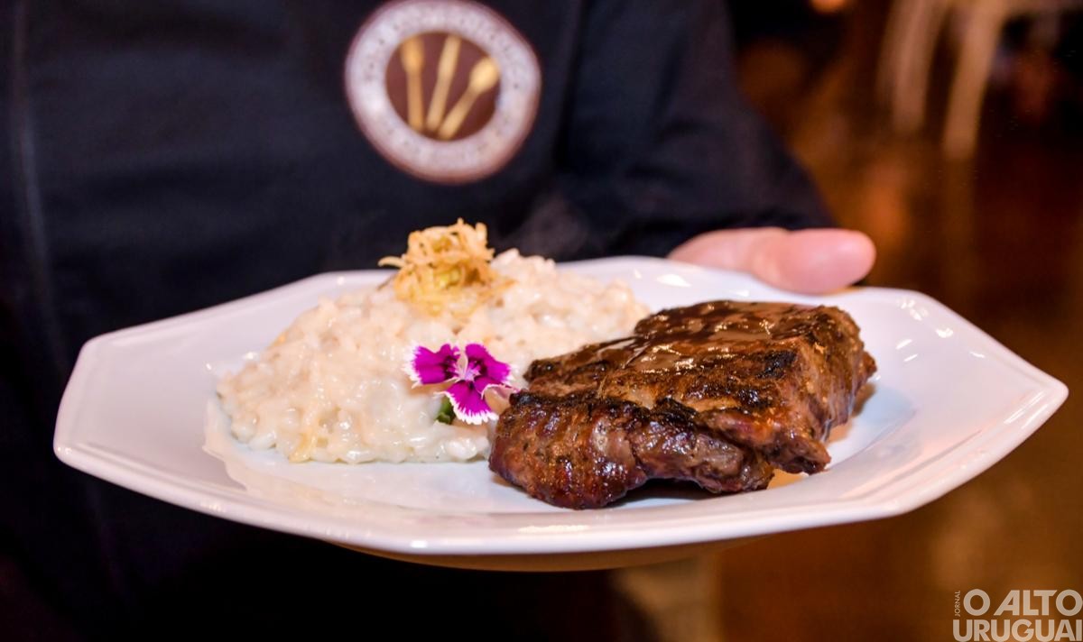 Empreendedores de FW marcam presença no Jantar Gastronômico Sabores Gaúchos
