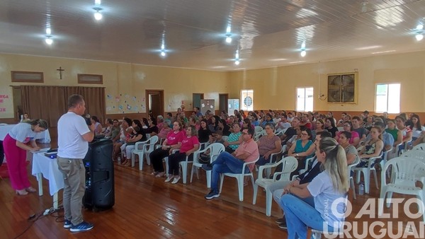 Pinhal promove encontro sobre a saúde da mulher e do homem