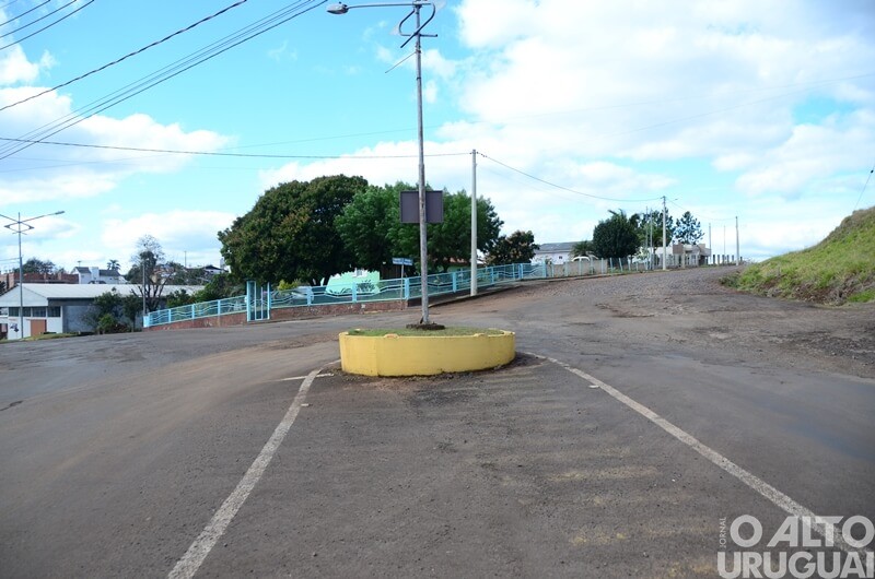 Planalto: projeto para pavimentação de trecho da ERS-324 é entregue ao governo